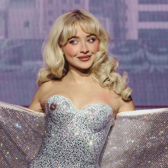 Does Sabrina Carpenter Wear a Wig